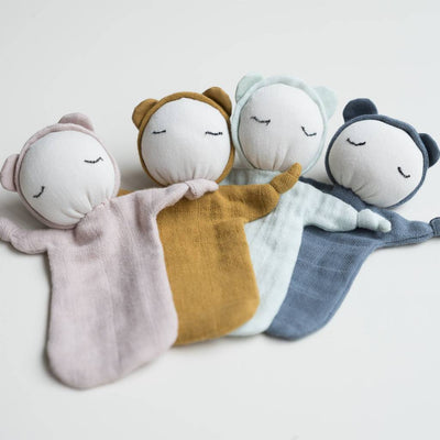 How to carry your little ones through the first precious year?